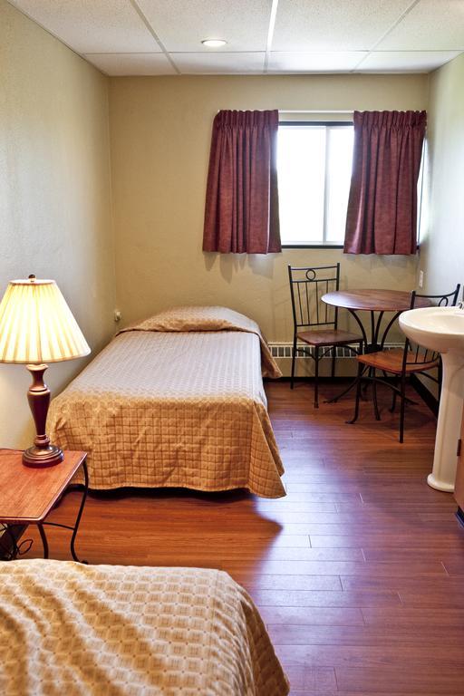 Residences Campus Notre-Dame-De-Foy Saint-Augustin-de-Desmaures Room photo