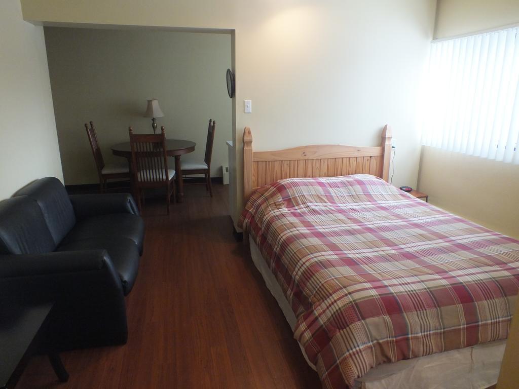 Residences Campus Notre-Dame-De-Foy Saint-Augustin-de-Desmaures Room photo